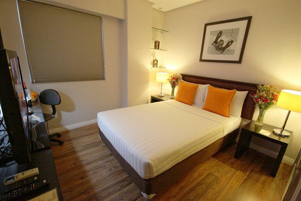 Court Meridian Hotel & Suites Olongapo Dış mekan fotoğraf