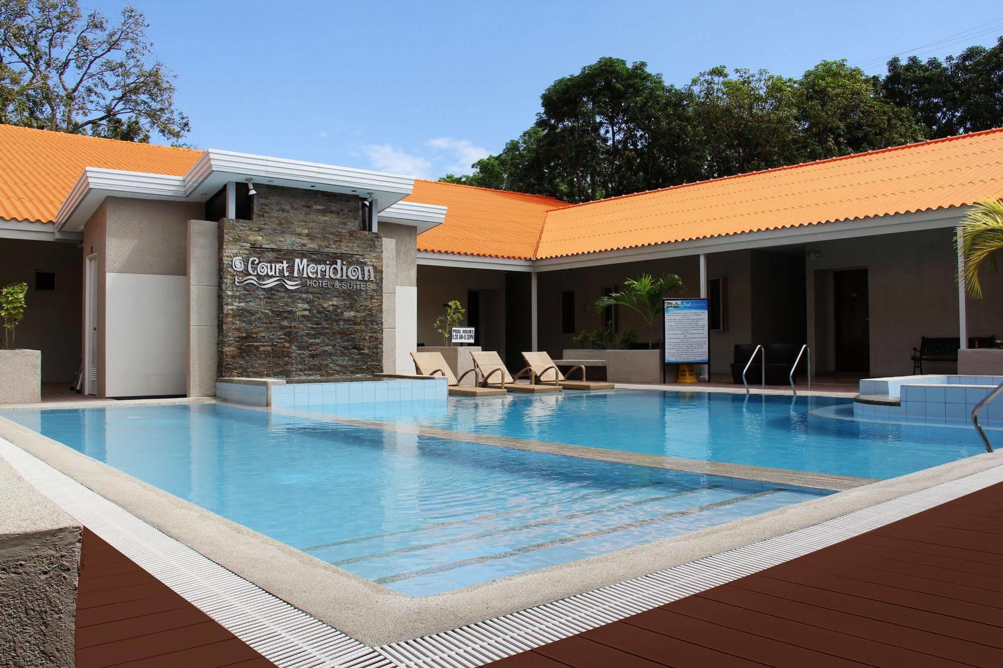Court Meridian Hotel & Suites Olongapo Dış mekan fotoğraf